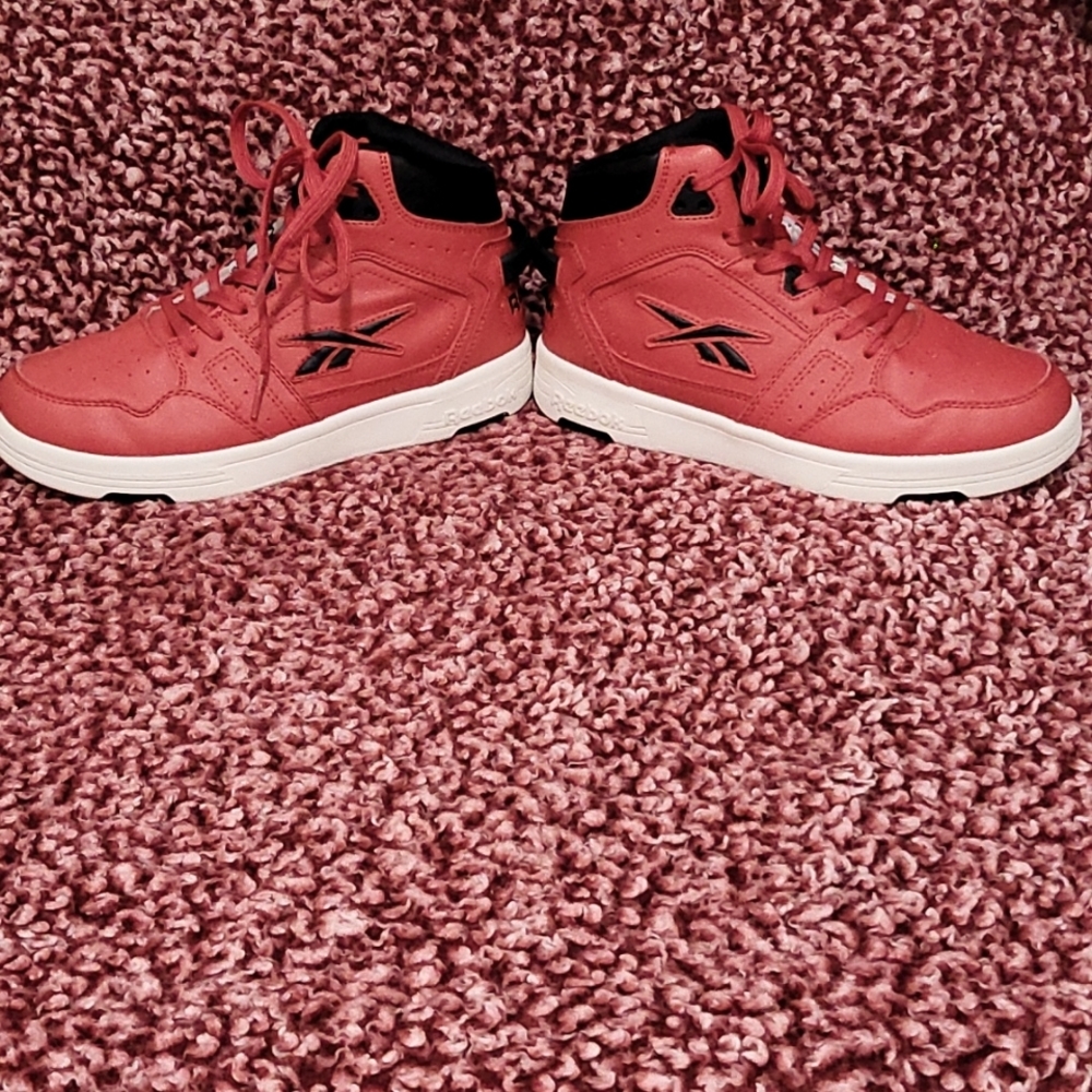 Boys size 4 high top red reebok shoes
